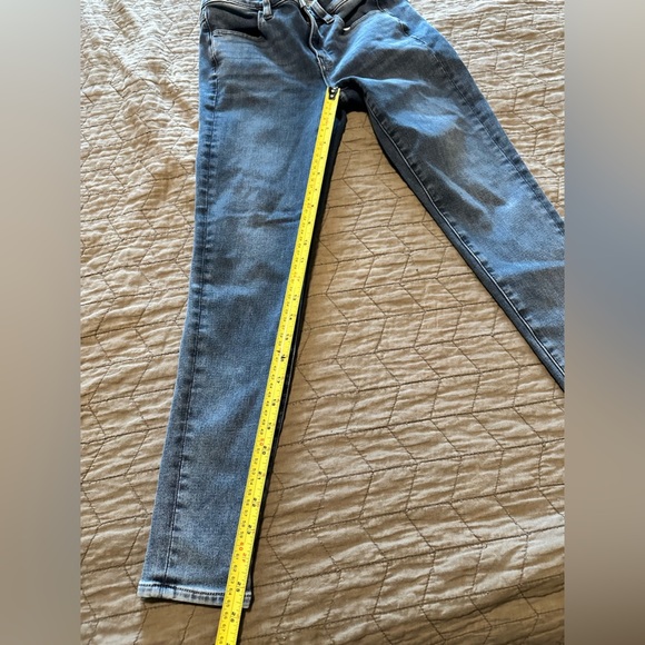 American Eagle High Rise Jegging Size 4 Short Super Stretch Light Wash - Picture 9 of 12